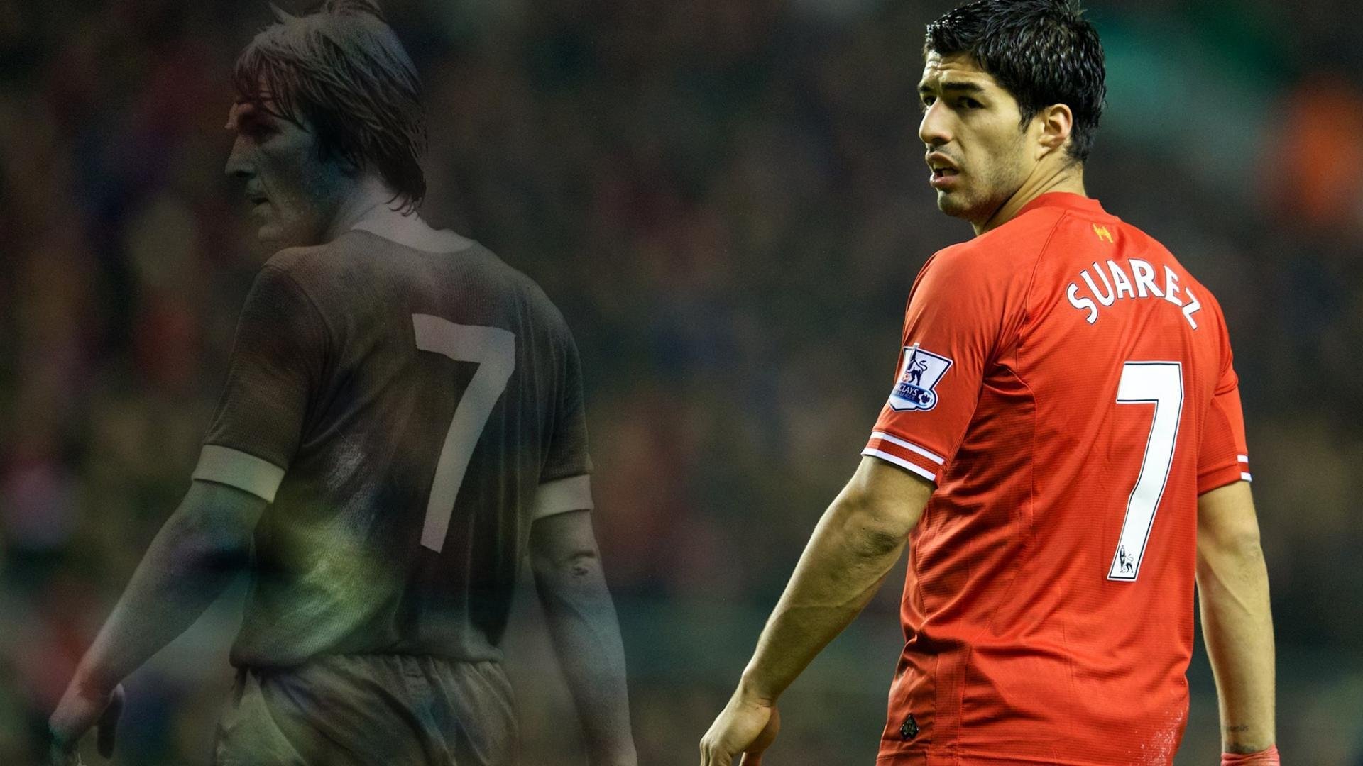 横滨水手中场发挥关键作用,横滨水手球迷